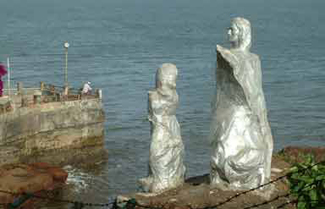 Goa Dona Paula Beach